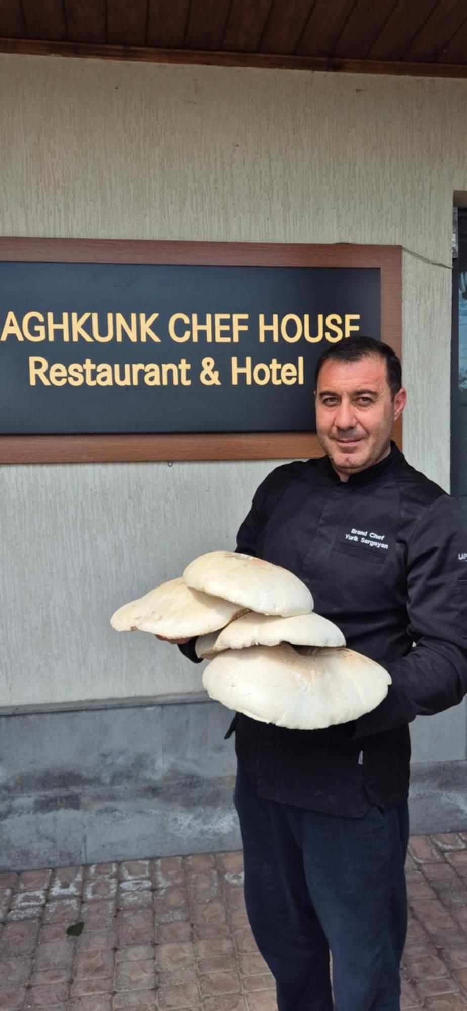 Tsaghkunk Chef House Hotel & Restaurant Sevan Exteriér fotografie